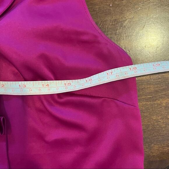 The Limited Pink satin tank. Size medium - Picture 5 of 6